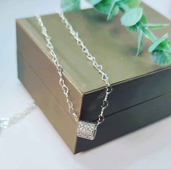 Zirconia pendant - Picture 3 of 4